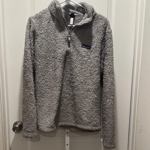 Patagonia Gray Zip-Up Fleece Sweater - Picture 1 of 3
